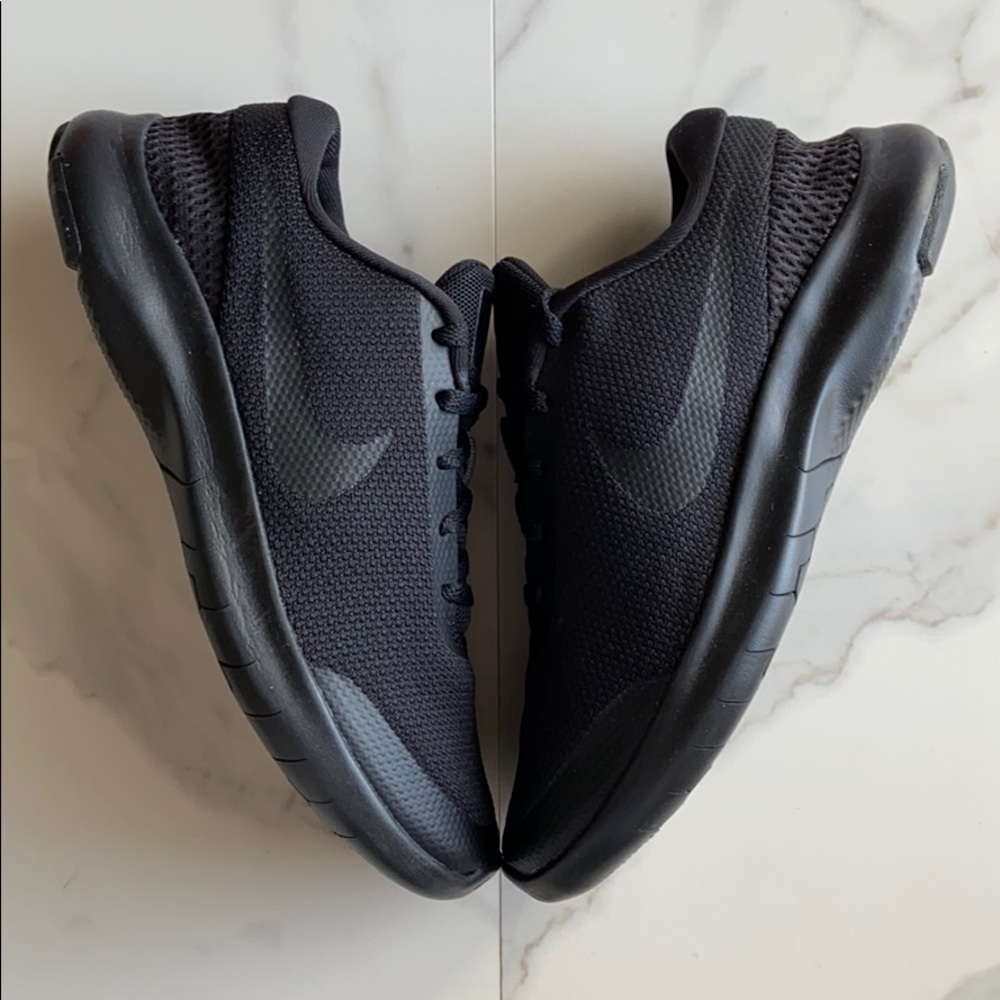 NWT Nike flex experience Rn - Picture 4 of 7